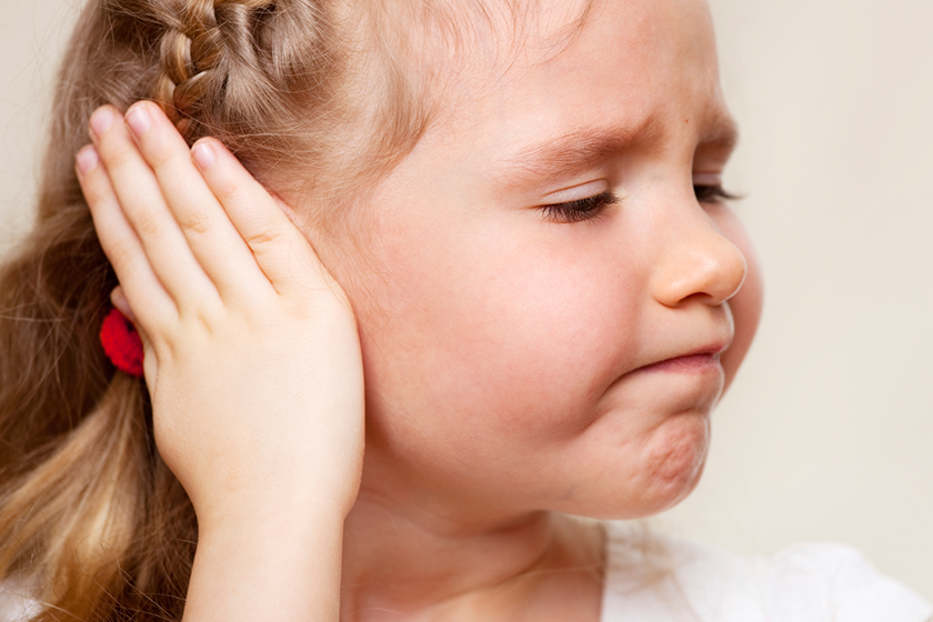 درمان گوش درد نوزاد + علائم و راه های تشخیص